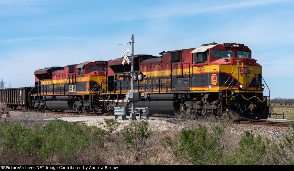 Q Series Train on the Rosenberg Sub